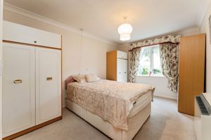 BEDROOM- click for photo gallery